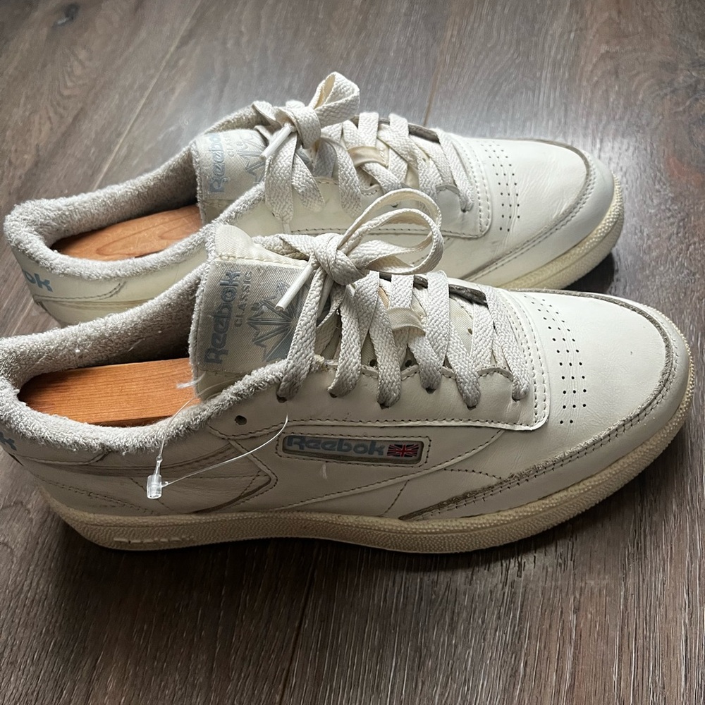 Reebok White Sneakers with Chunky Sole and Breathable Design